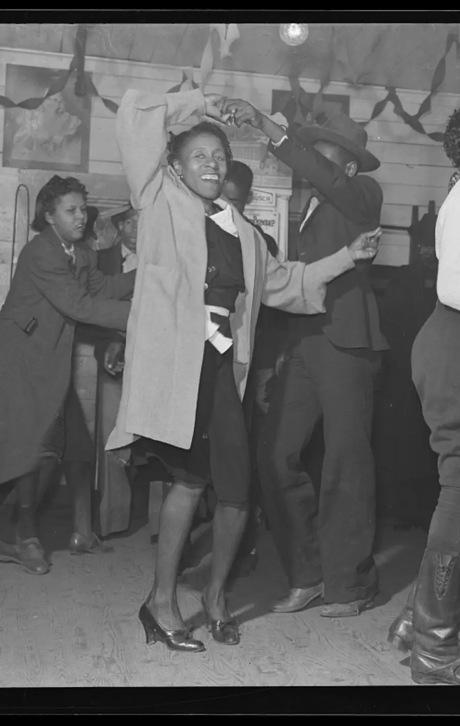Jitterbug-dans i ein juke joint i Clarksdale i Mississippi-deltaet, 1939.