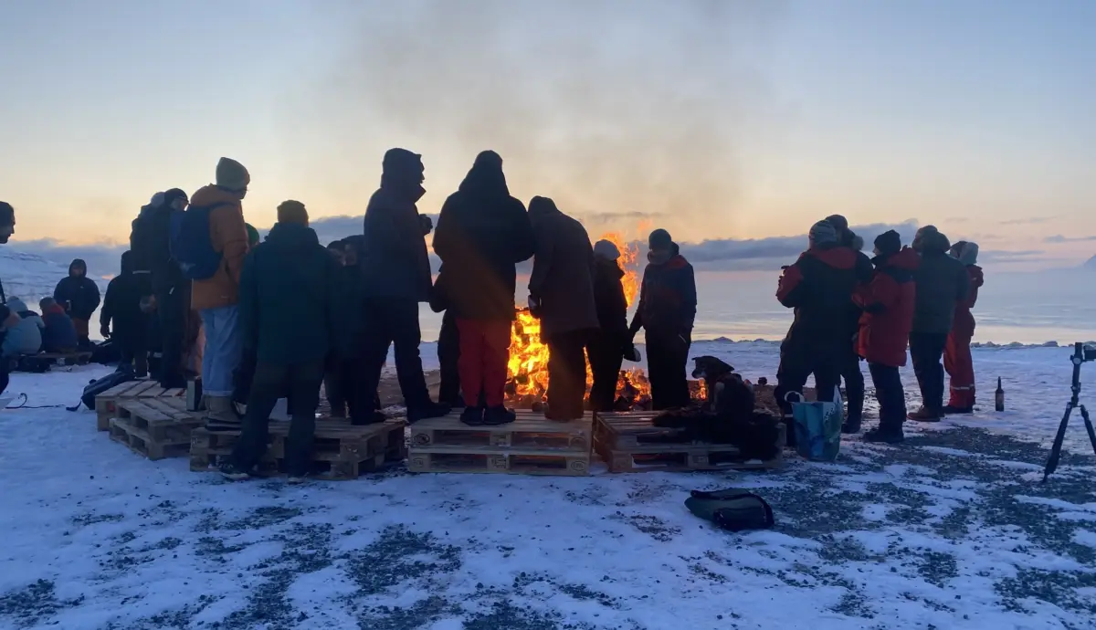 "Eg kom for naturen, men blei for folka", seier mange i Longyearbyen.