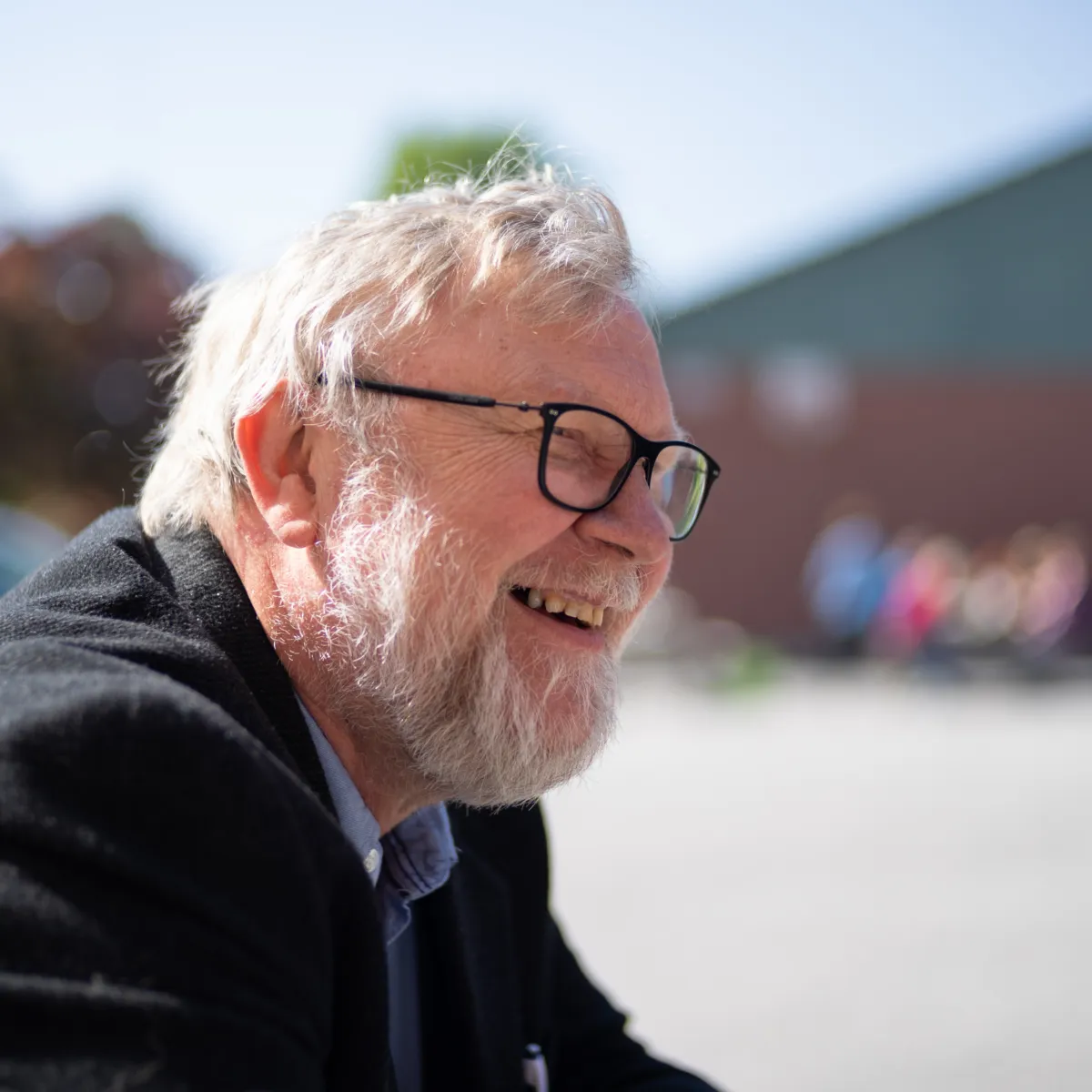 Pappa (Vidar Parr) har ganske sikkert nett fortalt ei skrøne.